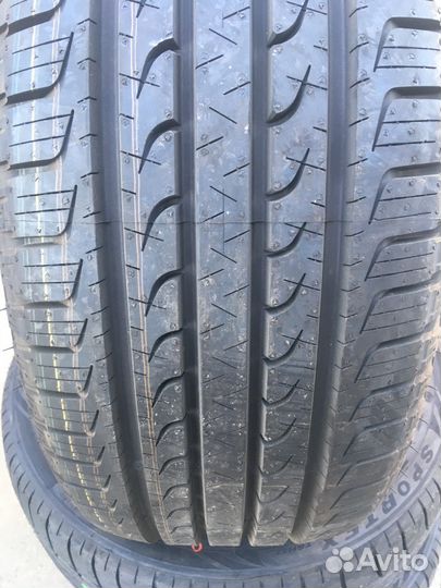 Goodyear EfficientGrip SUV 4x4 235/55 R17