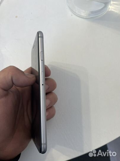 iPhone 6, 64 ГБ