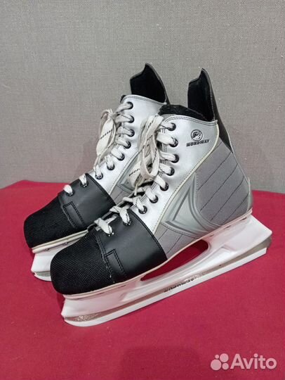 Коньки мужские 46 р