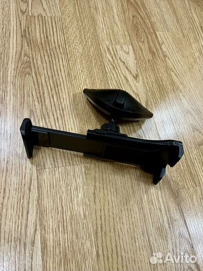 Автомобильный держатель для телефона/планшета