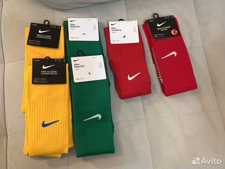 Продаются гетры Nike