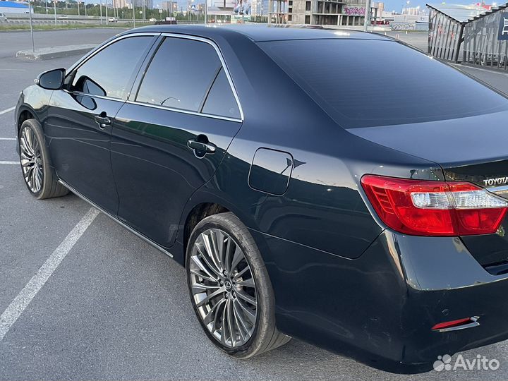 Toyota Camry 2.5 AT, 2013, 135 000 км