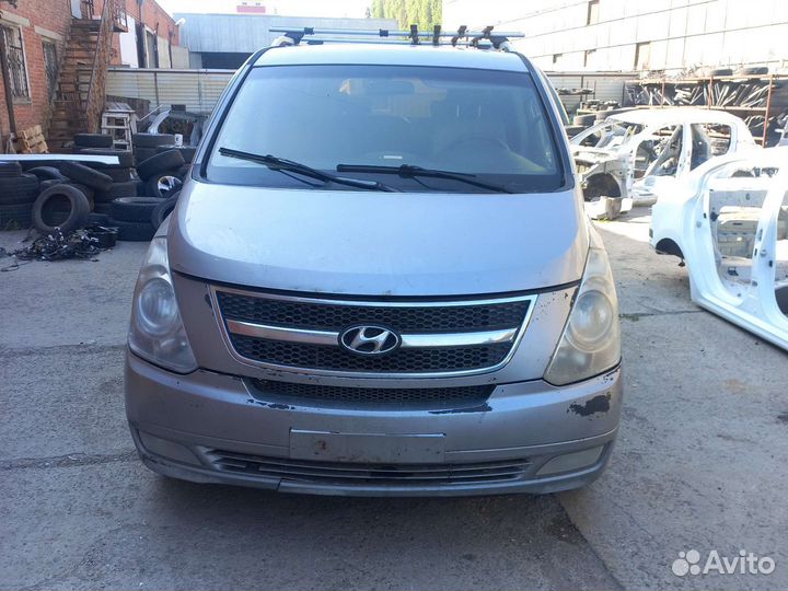 В разборе Hyundai h1 2.5 АКПП 2013г.в
