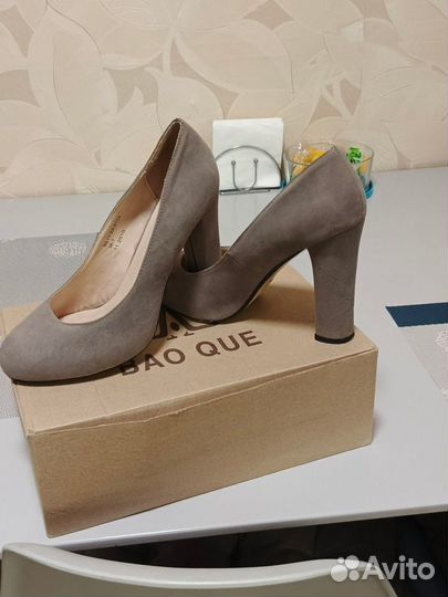 Туфли женские 38 размер бежевые