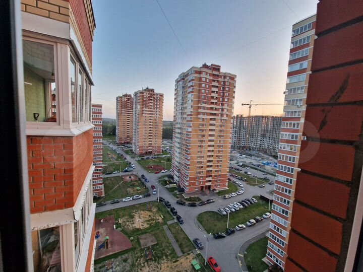 3-к. квартира, 91 м², 14/14 эт.