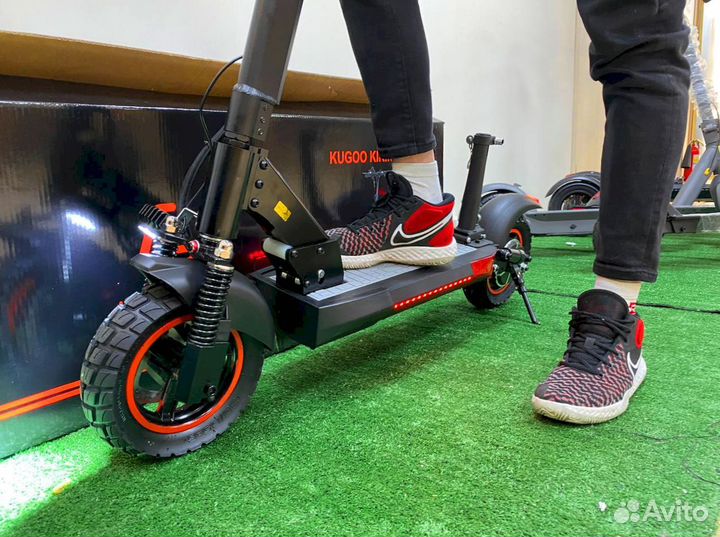 Электросамокат Kugoo m4 pro 600W