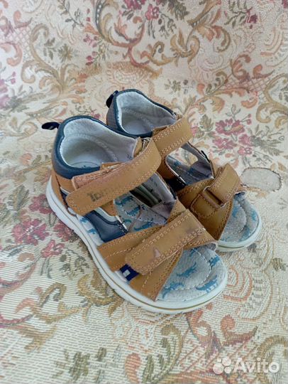 Сандалии детские