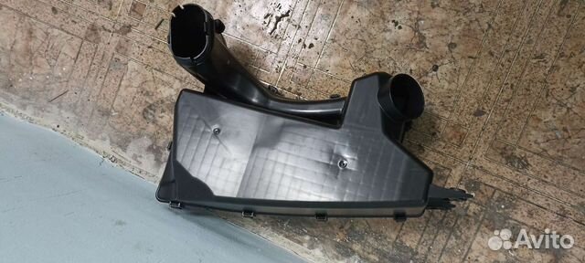 Впускной резонатор