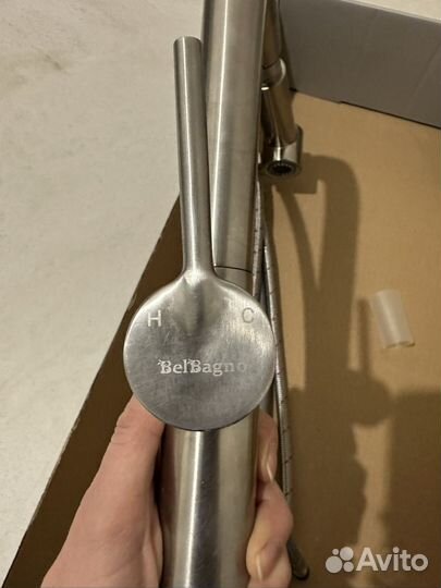 Смеситель для кухни с гибким изливом