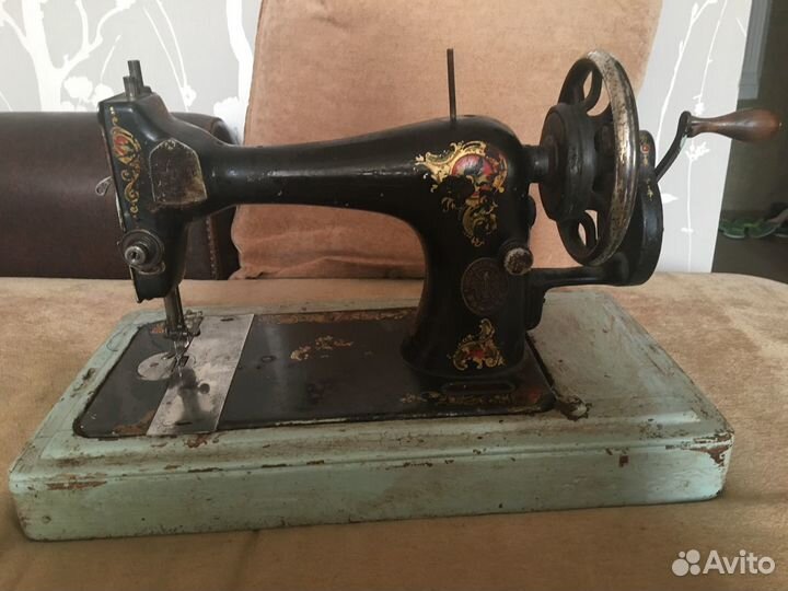 Швейная машинка Zinger Зингер