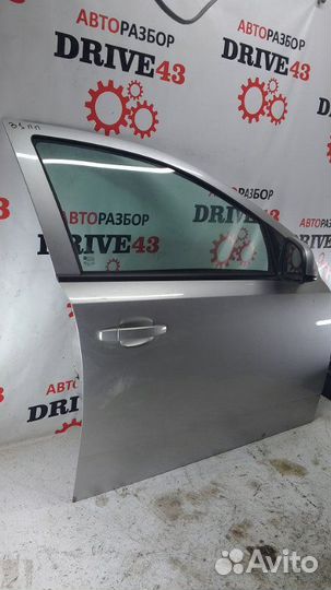 Дверь передняя правая Opel Astra H 1.6 Z16XER 2011