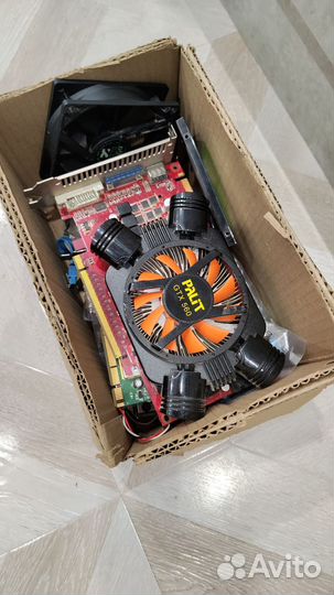 Коробка с барахлом