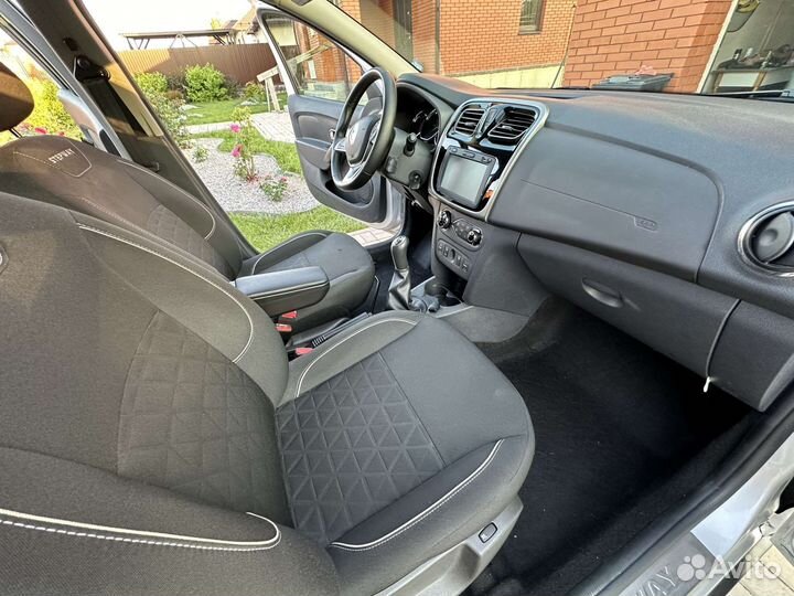 Renault Sandero Stepway 1.6 МТ, 2020, 28 673 км