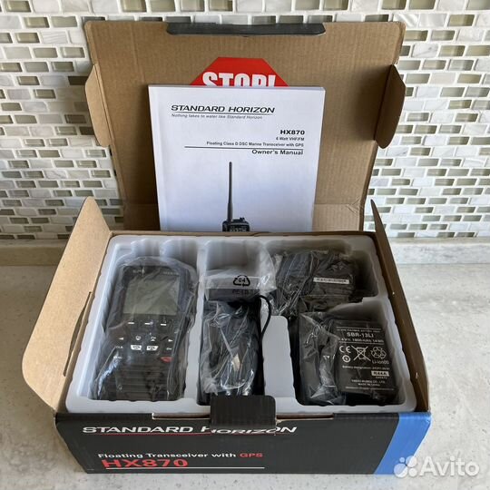 Морская радиостанци Standart Horizon HX-870