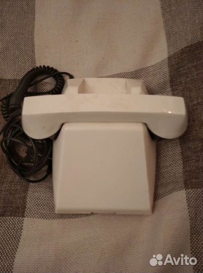 Телефонный аппарат