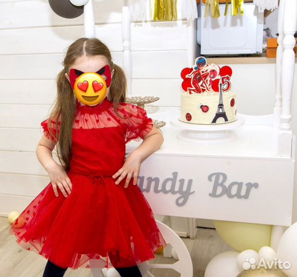 Платье нарядное красное