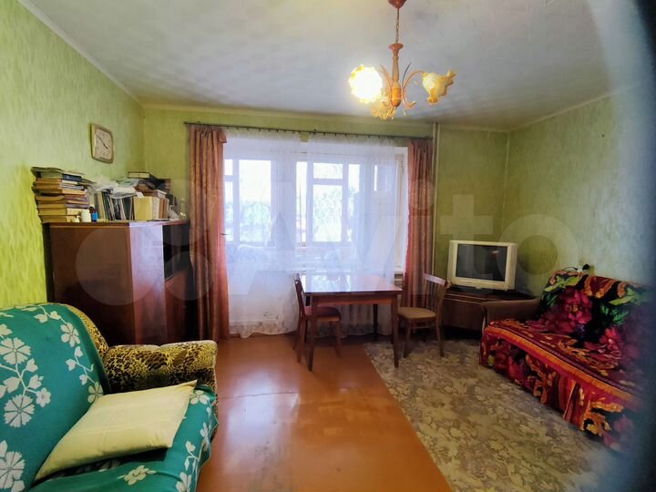 2-к. квартира, 50 м², 1/3 эт.