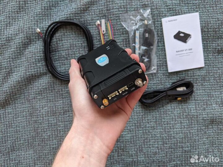 Спутниковый GPS/GSM терминал navixy VT-300