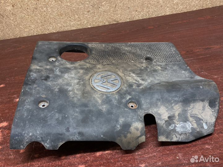 Крышка двигателя фольксваген пассат б5