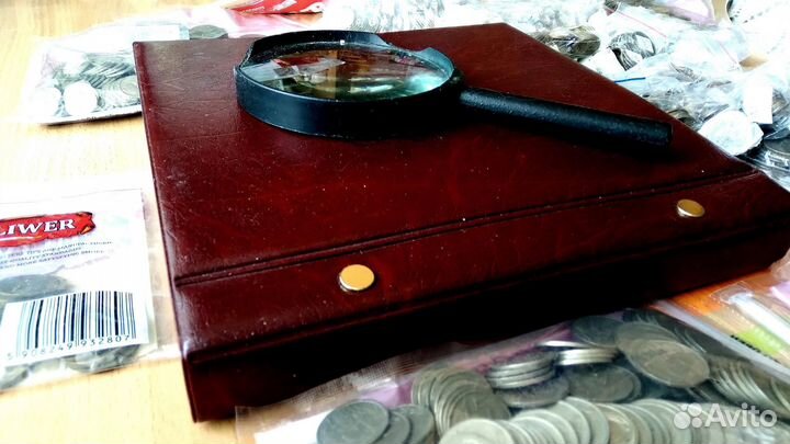 Альбом с монетами