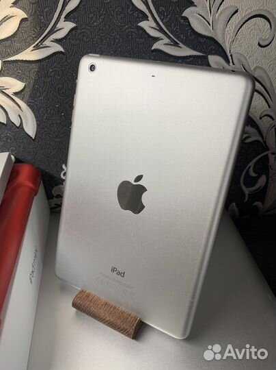 iPad mini 2 16GB Малышу для мультиков