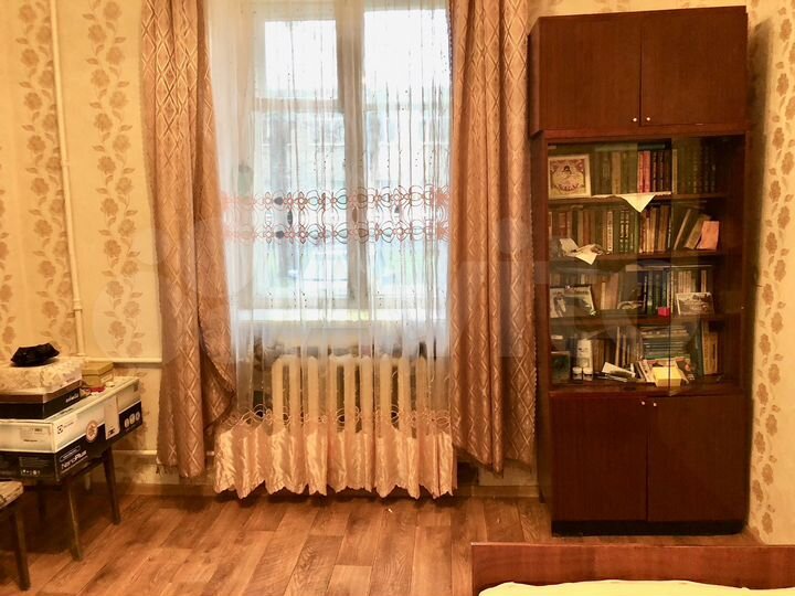 2-к. квартира, 44 м², 1/3 эт.