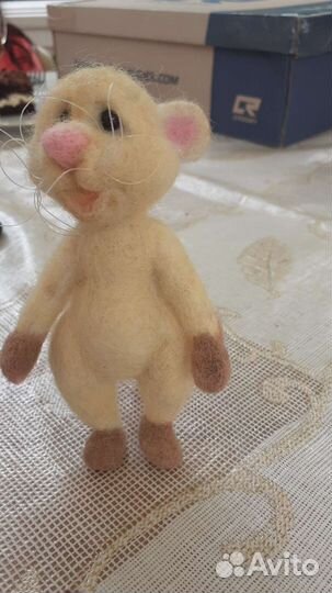 Игрушка мышонок