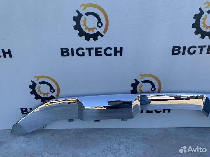 Накладка бампера Mercedes X166 A1668857622