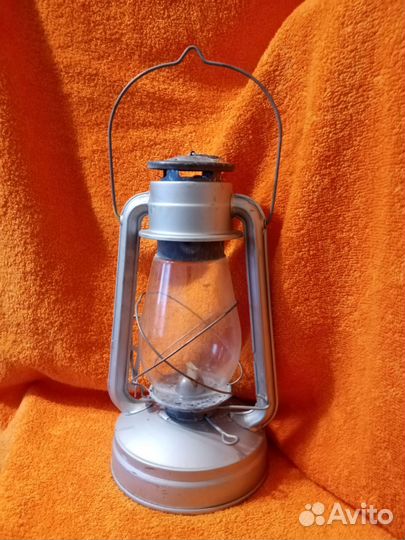 Керосиновая лампа летучая мышь