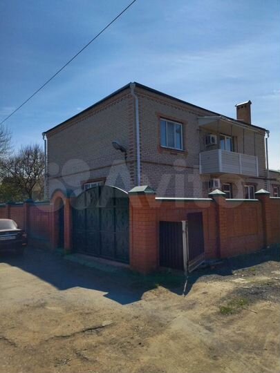 Дом 216,7 м² на участке 5 сот.