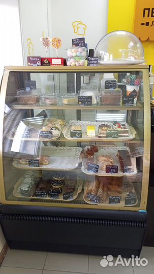 Кондитерская витрина carboma бу