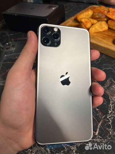 iPhone 11 Pro Max, 256 ГБ