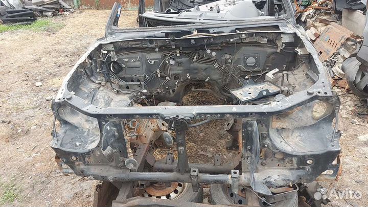 Mitsubishi l200 4 передняя часть кузова