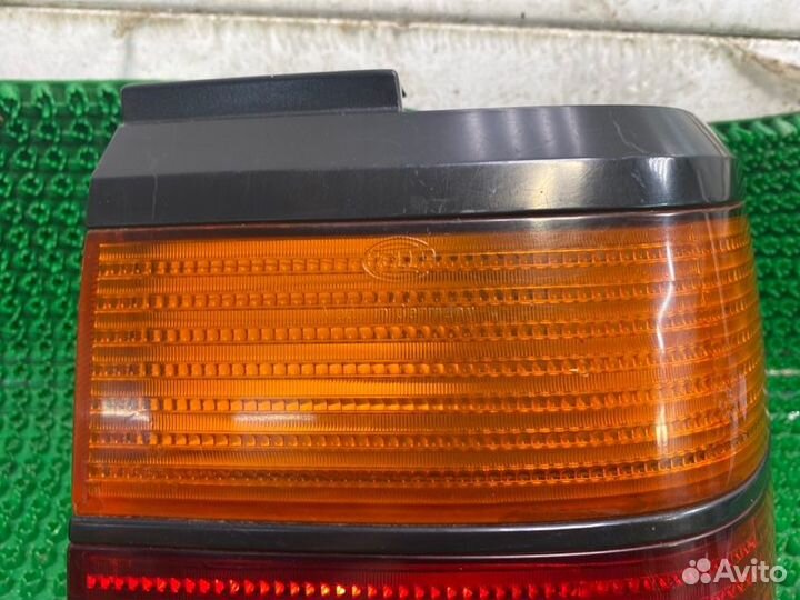 Фонарь внешний задний правый Volkswagen Passat B3