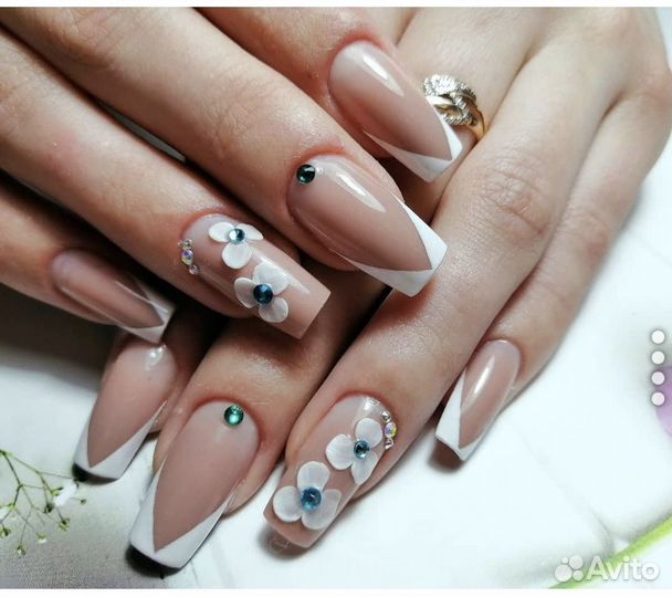 Наращивание ногтей