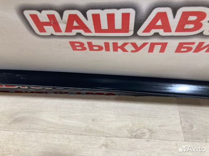 Молдинг крыши левый Renault Megane 3 хэтчбек 2012