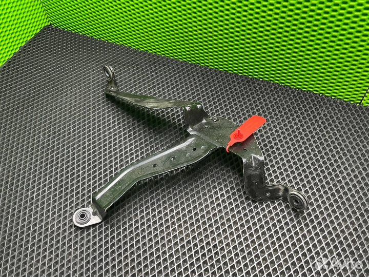 Насос антифриза дополнительный Audi A8 D4/4H 2012