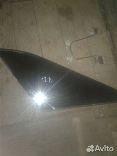 Боковое заднее стекло ваз 2112
