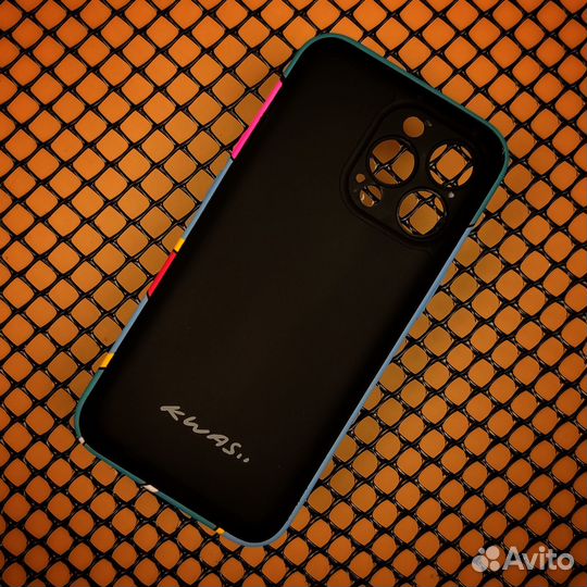 Чехлы на iPhone 13 Pro (Магазин)