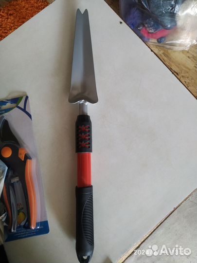 Новый Корнеудалитель