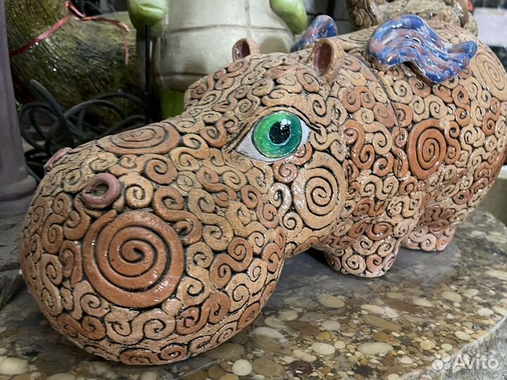 Садовая фигура бегемот