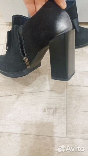 Туфли женские