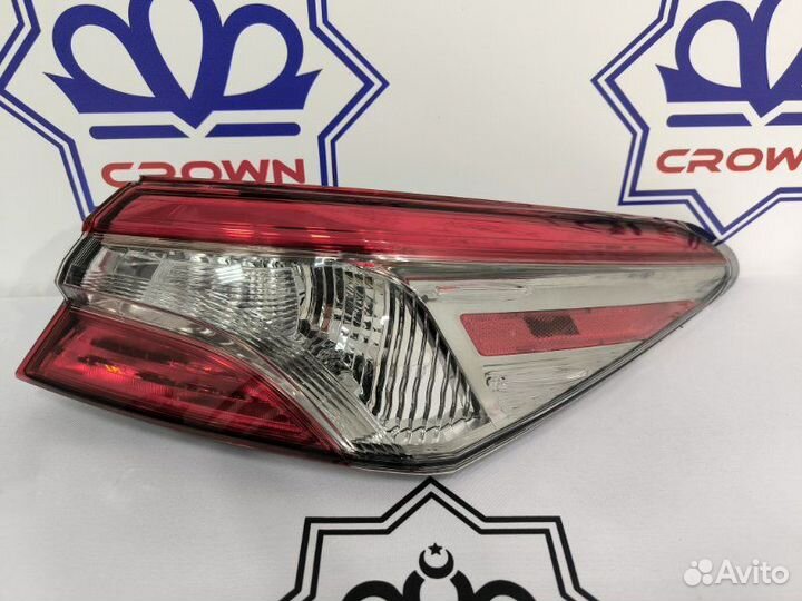 Фонарь задний правый Toyota Camry XV70 A25afks