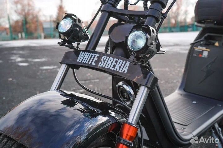 Электроскутер полноприводный