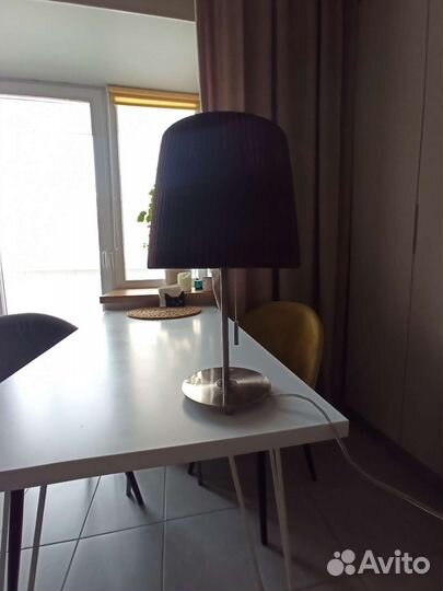 Лампа настольная