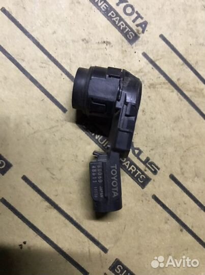 Датчик парковки lexus lx450D