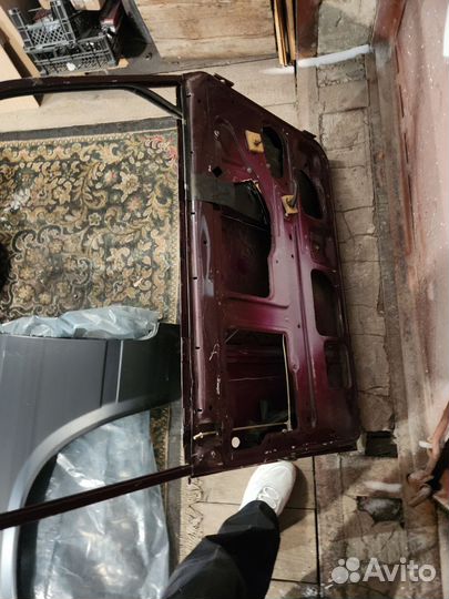 Левая передняя дверь ваз 2107