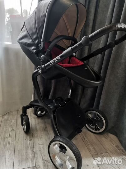 Коляска детская Luxmom
