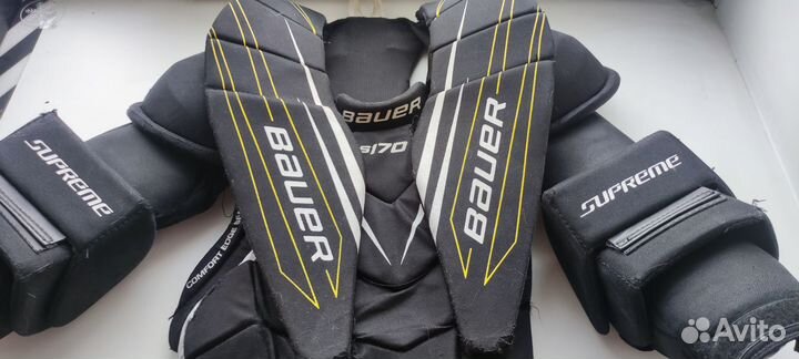 Вратарский нагрудник bauer supreme