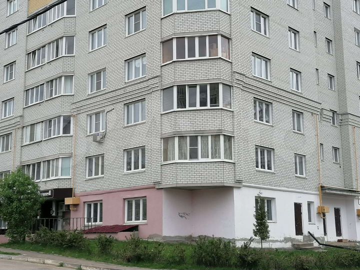 Продаётся двухуровневое помещение в центре города